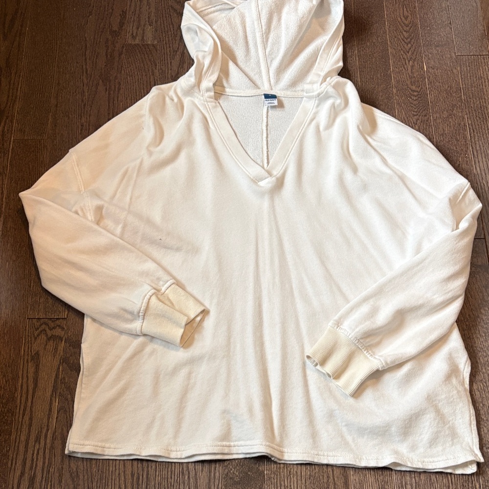 Old Navy Women's Cream Hoodie